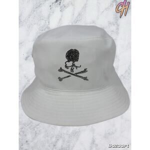Mastermind World X Swarovski White Bucket Hat Size Large (MSRP: $800.00)